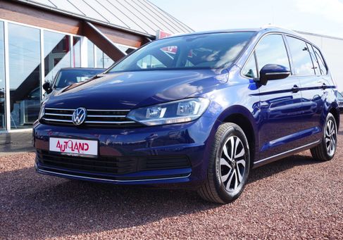 Volkswagen Touran, 2023 2