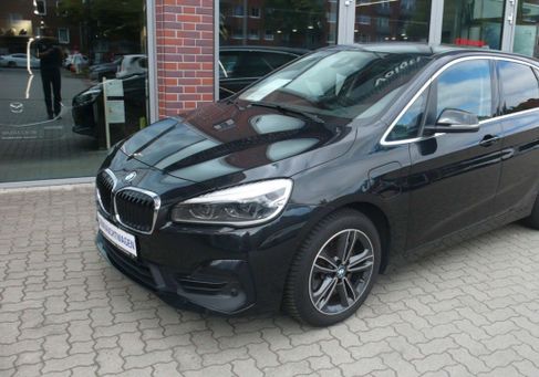 BMW 225, 2019