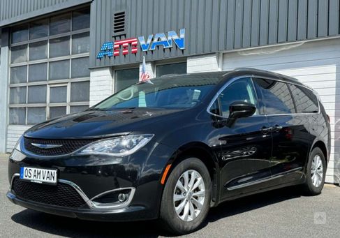 Chrysler Pacifica, 2018