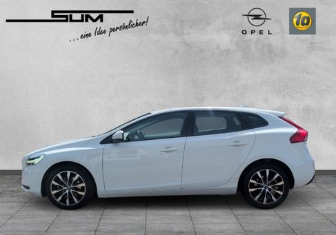 Volvo V40, 2019
