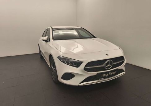Mercedes-Benz A 220, 2024