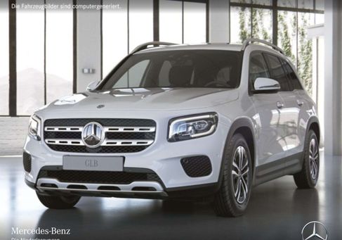 Mercedes-Benz GLB 180, 2023