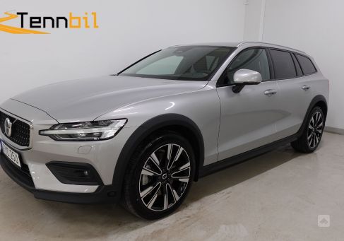 Volvo V60 Cross Country, 2023