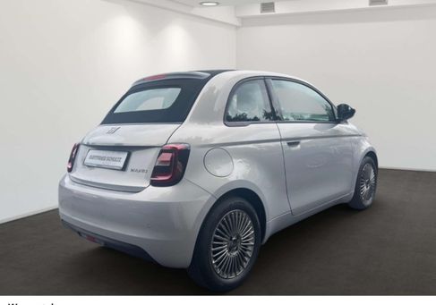 Fiat 500C, 2026