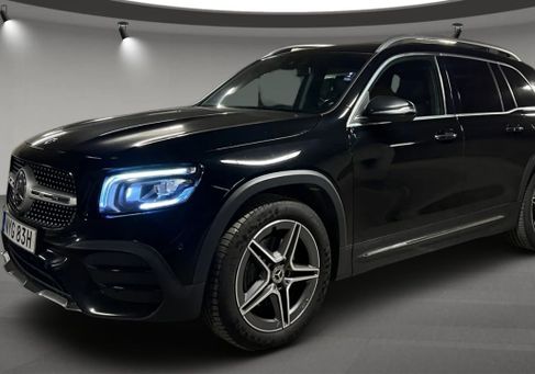 Mercedes-Benz GLB 200, 2022