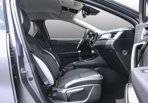 Renault Captur, 2022 3
