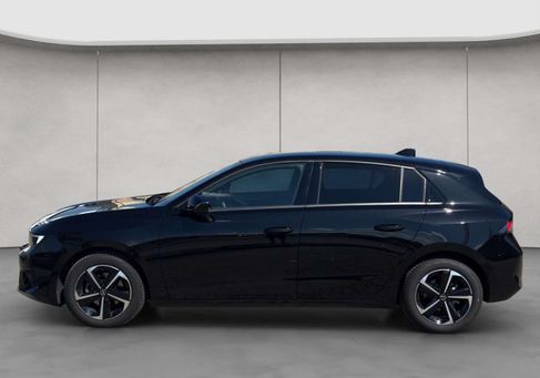 Opel Astra, 2025