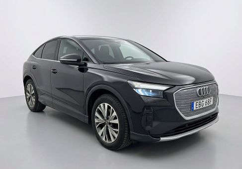 Audi Q4, 2022