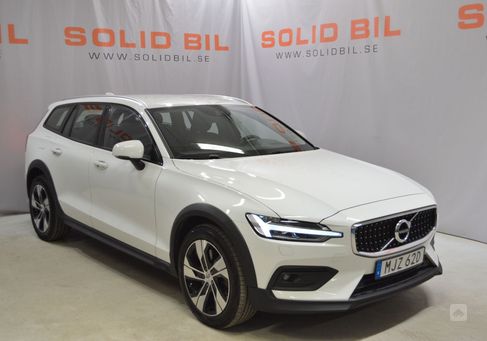 Volvo V60 Cross Country, 2021