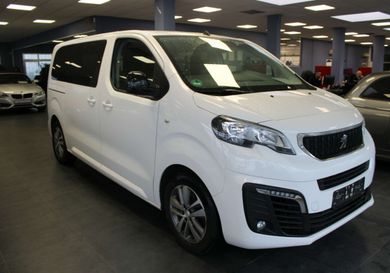 Peugeot Traveller, 2022