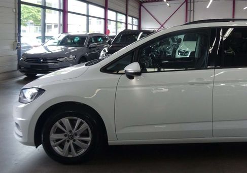 Volkswagen Touran, 2022