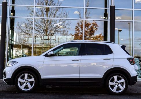 Volkswagen T-Cross, 2019