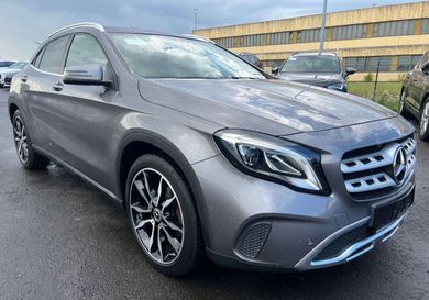 Mercedes-Benz GLA 200, 2020