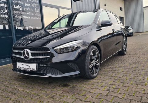 Mercedes-Benz B 200, 2021