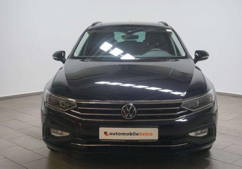 Volkswagen Passat, 2023