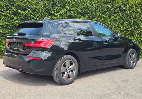 BMW 118, 2023
