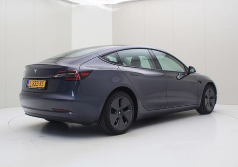 Tesla Model 3, 2021 2