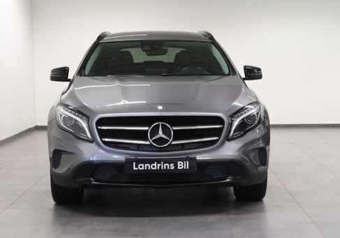 Mercedes-Benz GLA 200, 2017