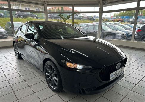 Mazda 3, 2022