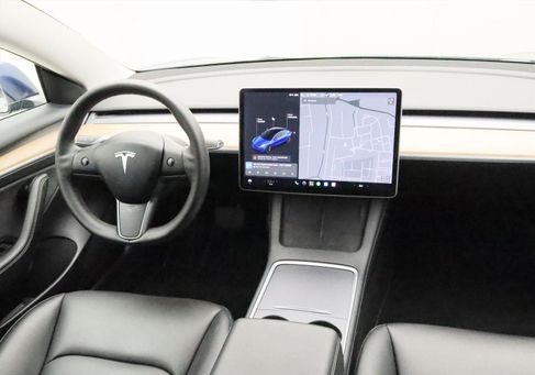 Tesla Model 3, 2021 2