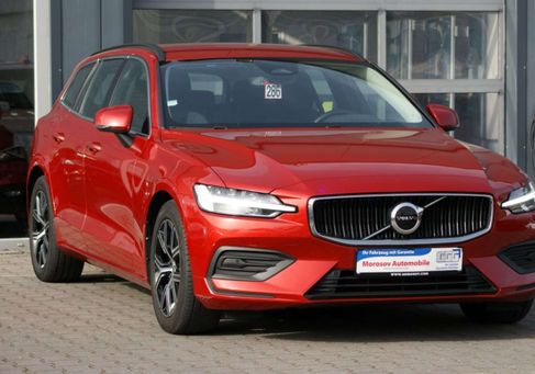 Volvo V60, 2022