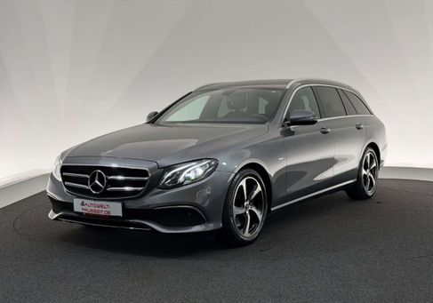 Mercedes-Benz E 300, 2020 3