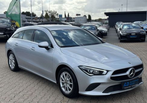 Mercedes-Benz CLA 180, 2021