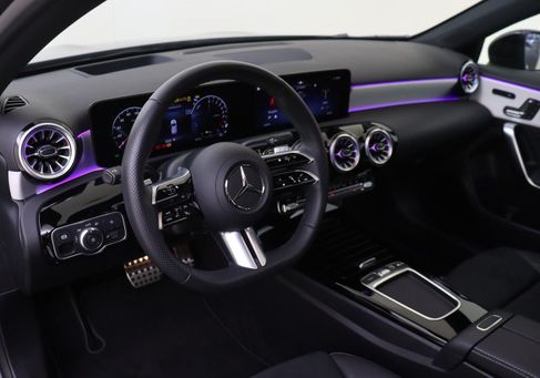 Mercedes-Benz A 250, 2025