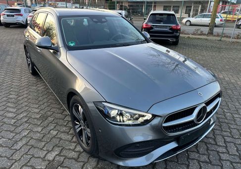 Mercedes-Benz C 200, 2022