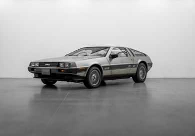 DeLorean DMC-12, 1981