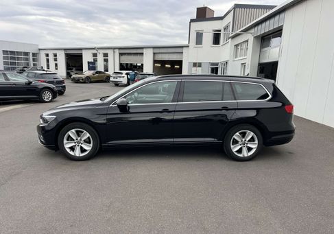 Volkswagen Passat Variant, 2022 3