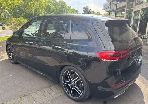 Mercedes-Benz B 220, 2019