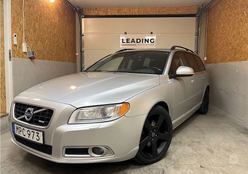 Volvo V70, 2013