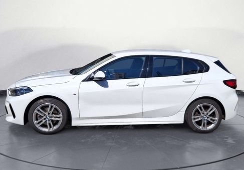 BMW 118, 2023