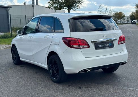 Mercedes-Benz B 220, 2019 3