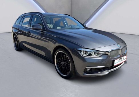 BMW 330, 2018