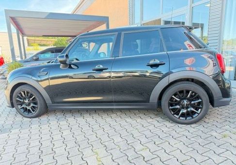 MINI ONE, 2022