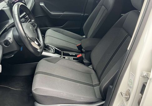 Volkswagen T-Roc, 2023 3