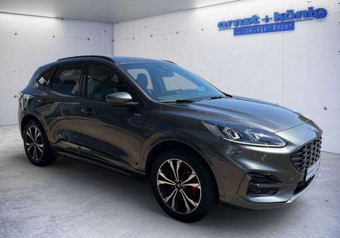 Ford Kuga, 2022