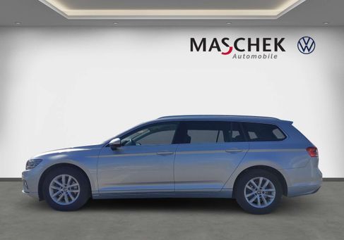 Volkswagen Passat Variant, 2024 3
