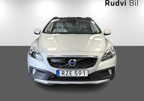 Volvo V40 Cross Country, 2016