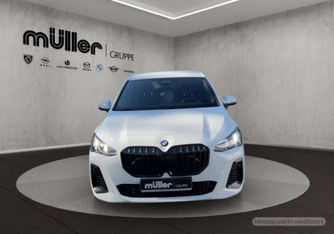 BMW 218, 2022 2