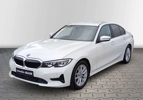 BMW 318, 2021