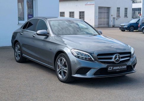 Mercedes-Benz C 300, 2020