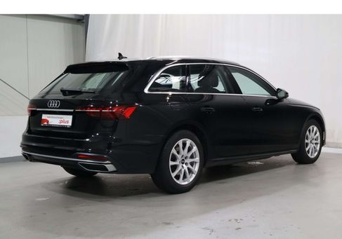 Audi A4, 2023 3