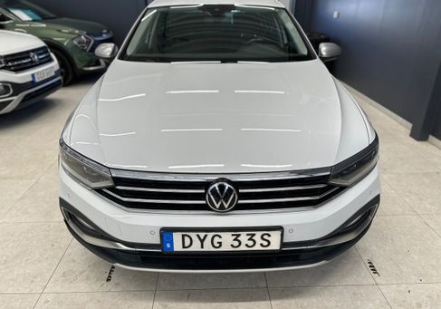 Volkswagen Passat, 2023