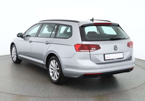 Volkswagen Passat Variant, 2022 3