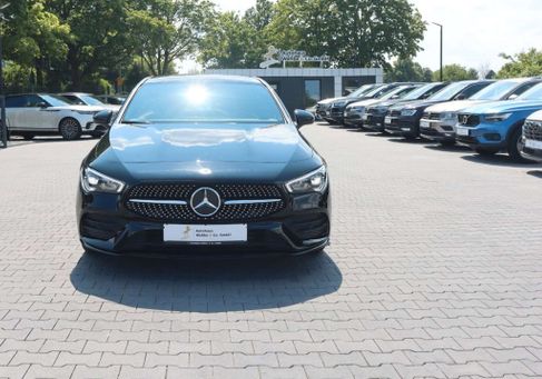 Mercedes-Benz CLA 180, 2021