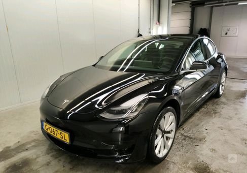 Tesla Model 3, 2019