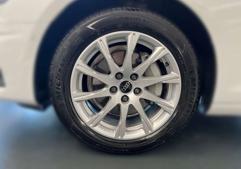 Audi A4, 2023 3